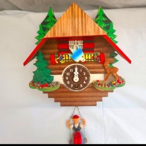 Black Forest Cookcoo Clock Vintage Christmas Themed